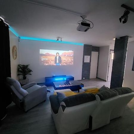 Cinema A Domicile Lägenhet Morlaix Exteriör bild