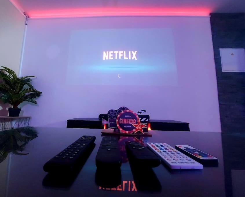 Cinema A Domicile Lägenhet Morlaix Exteriör bild